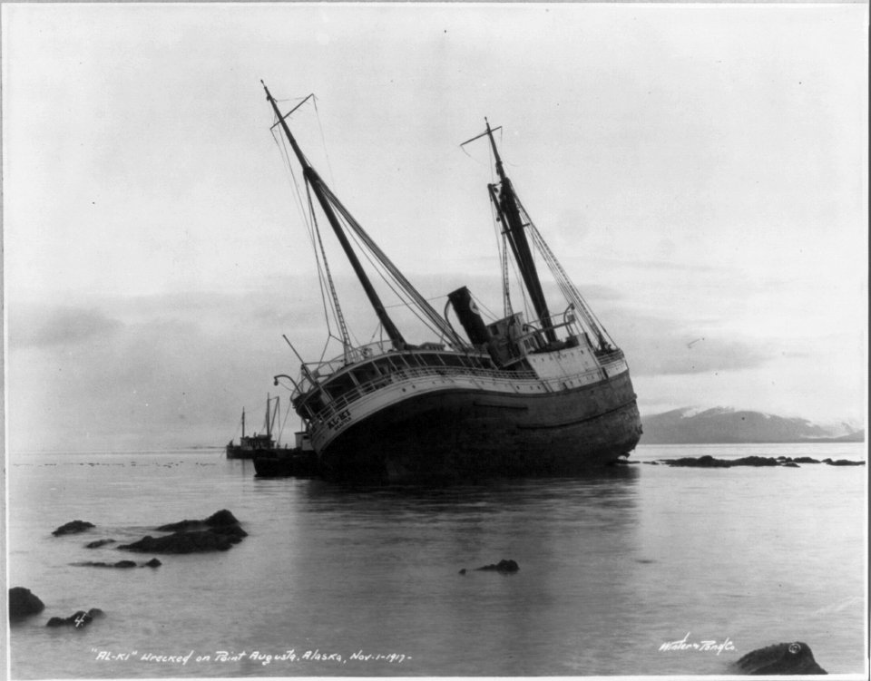 AL-KI wrecked on Point Augusta, Alaska (coastal steamer) LCCN2003668070