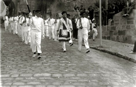 Alarde de Hondarribia con motivo de la celebración de sus fiestas patronales (16 de 18) - Fondo Car-Kutxa Fototeka