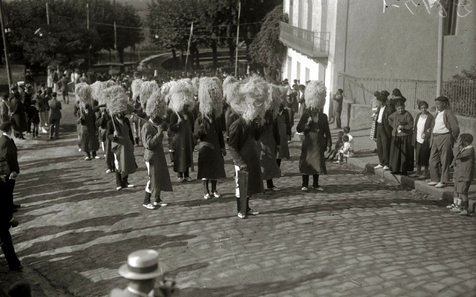 Alarde de Hondarribia con motivo de la celebración de sus fiestas patronales (8 de 18) - Fondo Car-Kutxa Fototeka