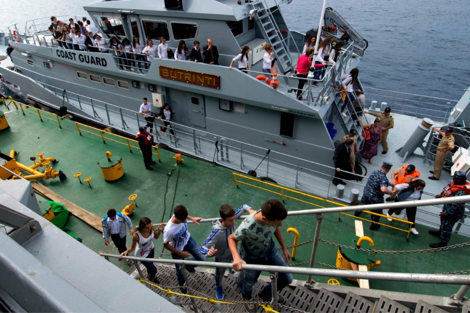 Albanian students tour Albanian Naval Force vessel Butrinti - 26 September 2015 - 150926-N-AX546-120