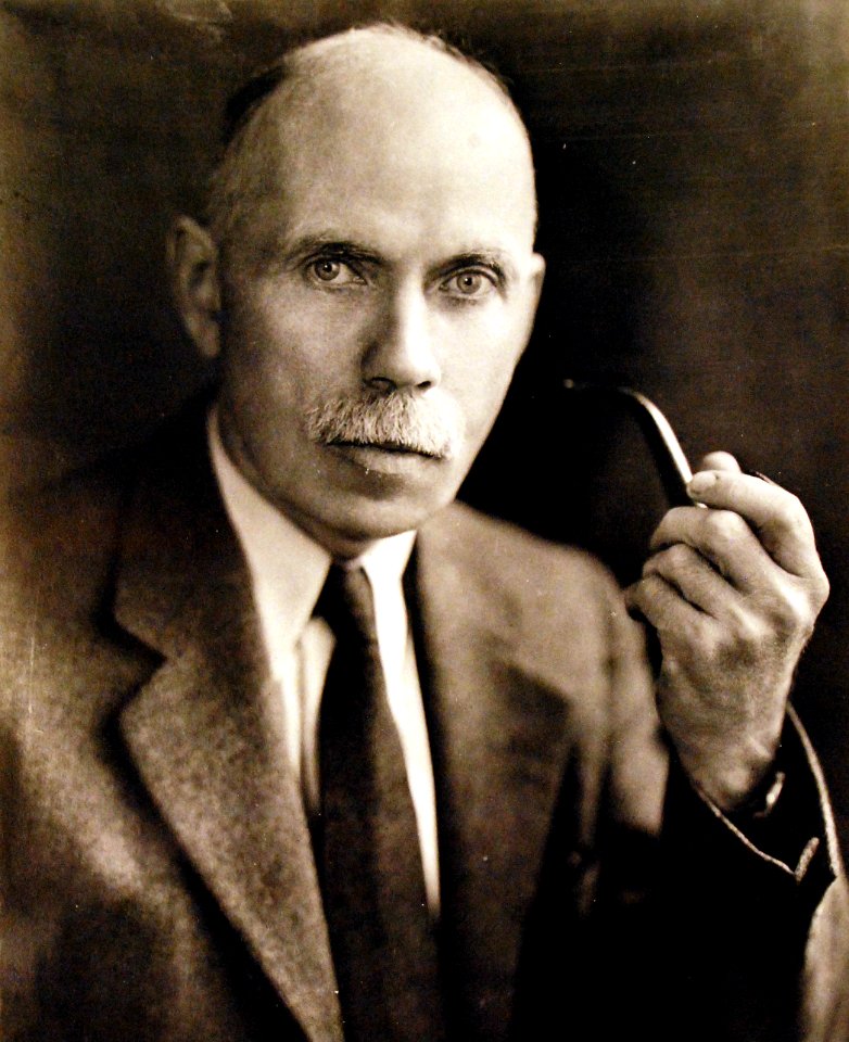 Albert Hoyt Taylor (80-G-700057) (32904480385)