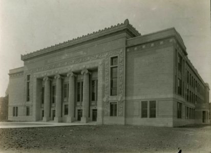 Albert R. Sabin public school, Chicago, early 20th century (NBY 512)