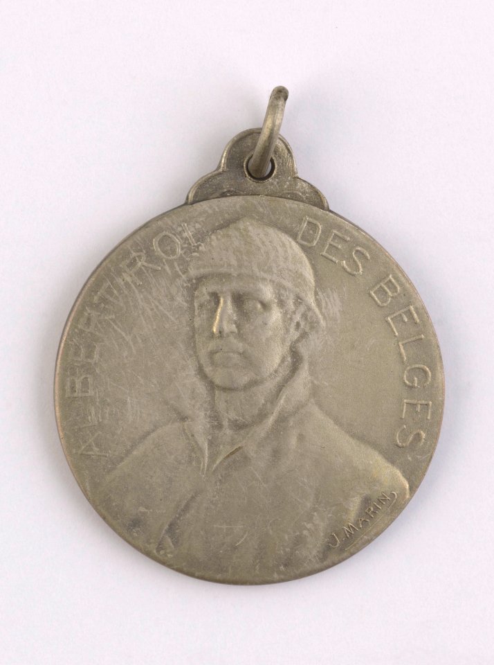 Albert Roi des Belges - Victoire! 1914-1918, medal by Jacques Marin (1877-1950), Belgium, 1918, Coins and Medals Department of the Royal Library of Belgium, 2Lef99-8 (recto)