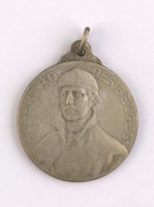 Albert Roi des Belges - Victoire! 1914-1918, medal by Jacques Marin (1877-1950), Belgium, 1918, Coins and Medals Department of the Royal Library of Belgium, 2Lef99-8 (recto)