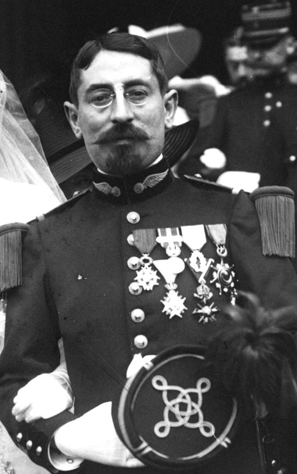 Albert Étévé 1912 (cropped) photo