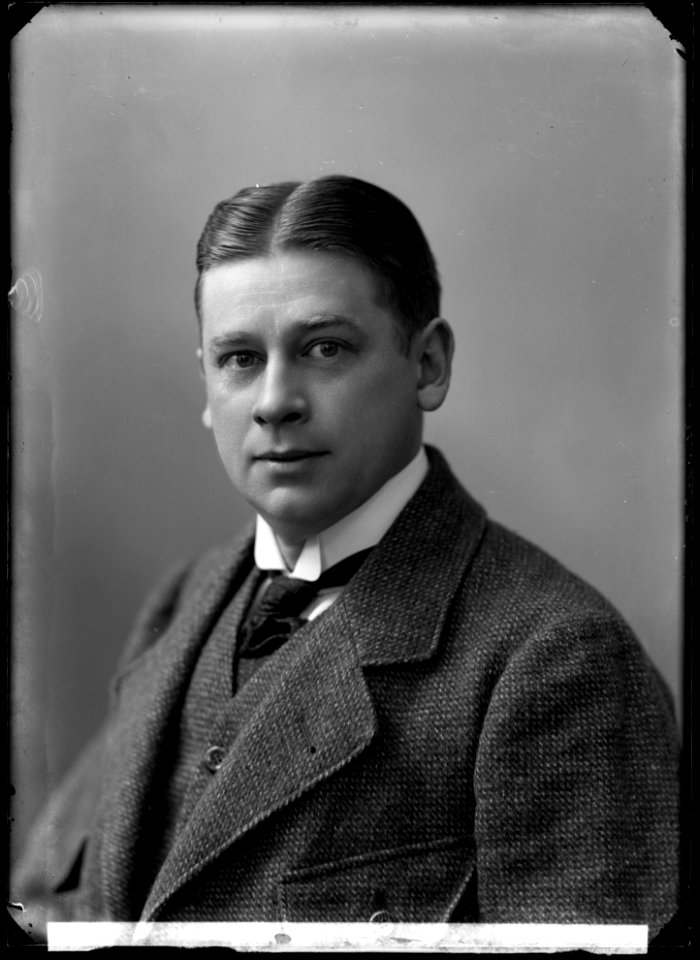Albert Ståhl, actor, undated portrait about 1907 - SMV - GS110