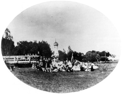 Albert, Joseph - Gruppenporträt im Freien (Zeno Fotografie)