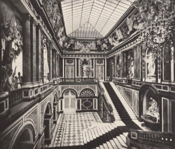 Albert, Joseph - Bayerische Königsschlösser, Schloss Herrenchiemsee – Südliches Treppenhaus (Zeno Fotografie)