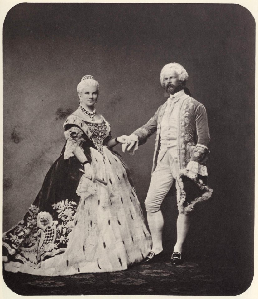 Albert, Joseph - Königin Marie und Prinz Luitpold im Ballkostüm (Zeno Fotografie)