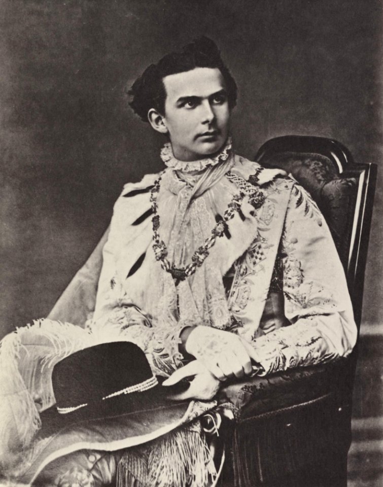 Albert, Joseph - König Ludwig II. im Ornat des Großmeisters vom Georgi-Ritterorden (Zeno Fotografie)