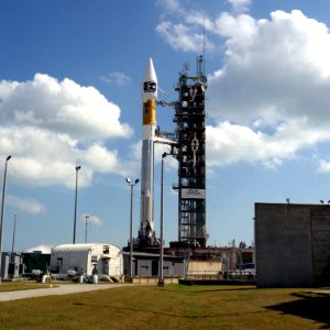 Atlas IIA with Hot Bird 2