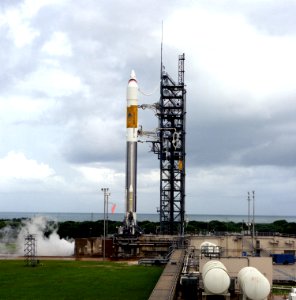 Atlas IIA with DSCS III B7