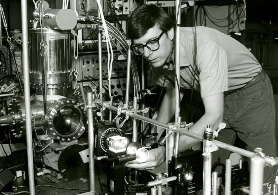 AtomicPhysics004