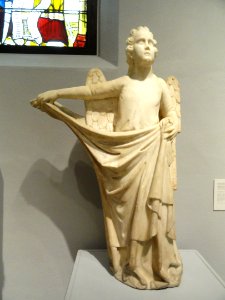 Attendant Angel, workshop of Tino da Camaino, Italy, 1325-1335 - Nelson-Atkins Museum of Art - DSC08300