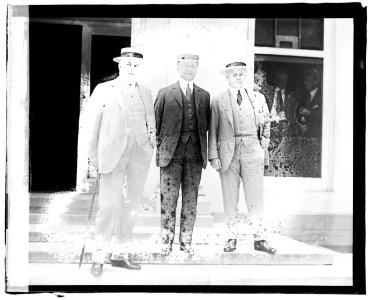 Atty. Gen.) Palmer, Roland S. Morris & Vance McCormick LCCN2016828125