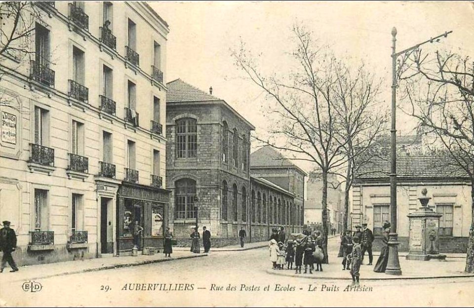 Aubervilliers.Rue des Postes et Ecole