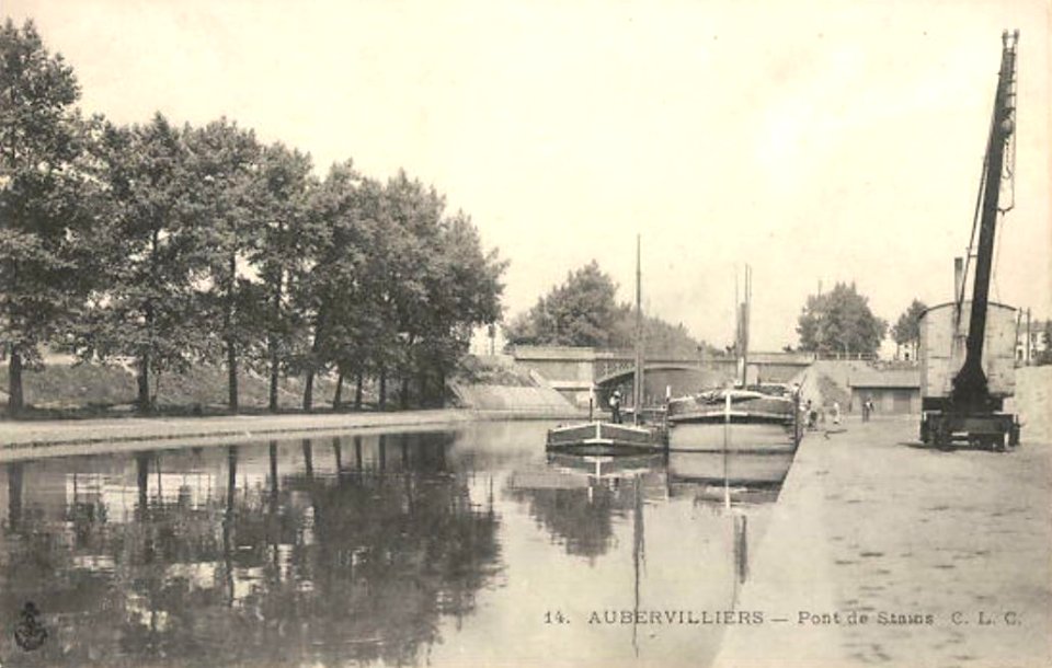 Aubervilliers.Pont de Stains et grue