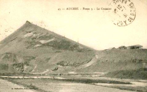 Auchel - Fosse n° 5 - 5 bis - 5 ter des mines de Marles, le terril (A)