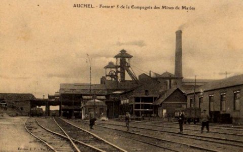 Auchel - Fosse n° 5 - 5 bis - 5 ter des mines de Marles (D)