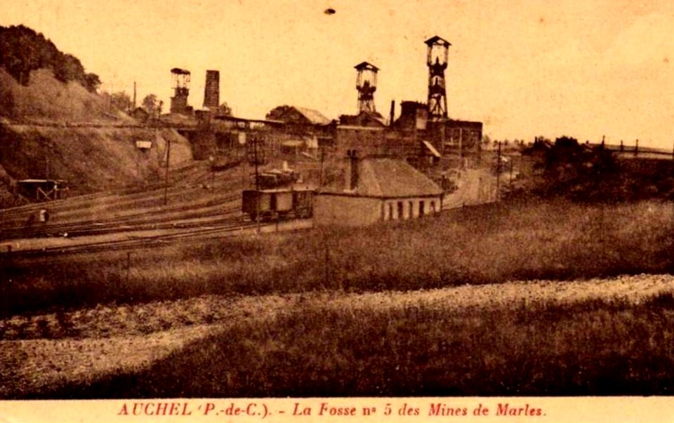 Auchel - Fosse n° 5 - 5 bis - 5 ter des mines de Marles (H)