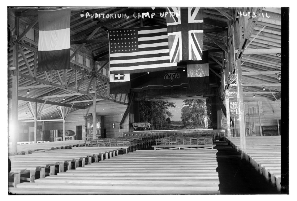 Auditorium, Camp Upton LCCN2014707046