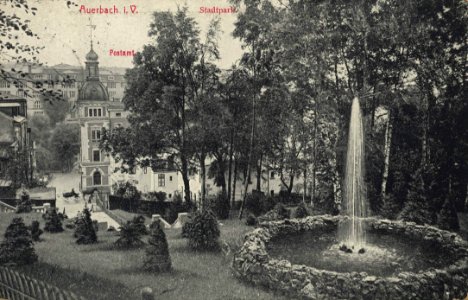 Auerbach (Vgtl.), Sachsen - Postamt; Stadtpark (Zeno Ansichtskarten)