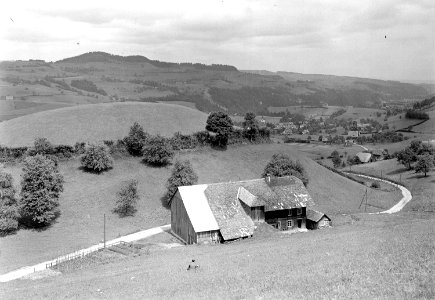 Aufnahme eines Bauernhofs im Entlebuch - CH-BAR - 3241348