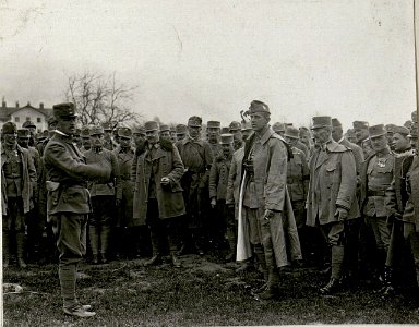 Aufrollen einer Sturmwelle Erklärung durch Hauptmann Plank (BildID 15625581)