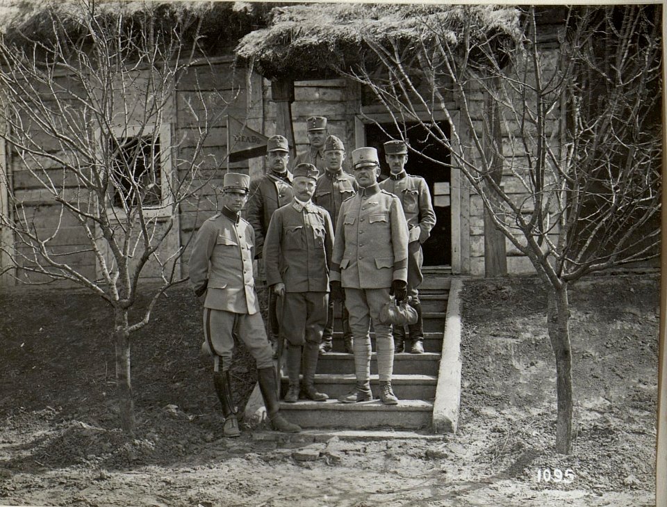Aufnahmen von Offizieren und Soldaten am russischen Kriegsschauplatz (BildID 15684626)