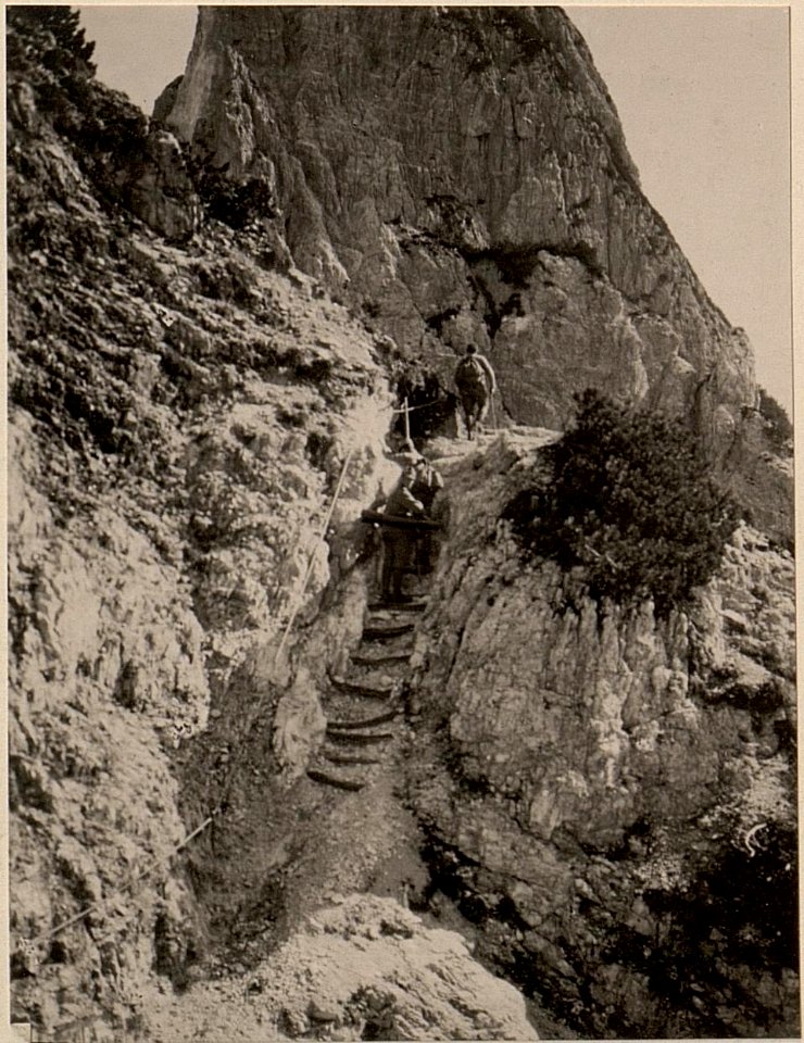 Aufstieg auf die KARNIZA Scharte. Aufgenommen am 25.VI. 1916. (BildID 15476700)