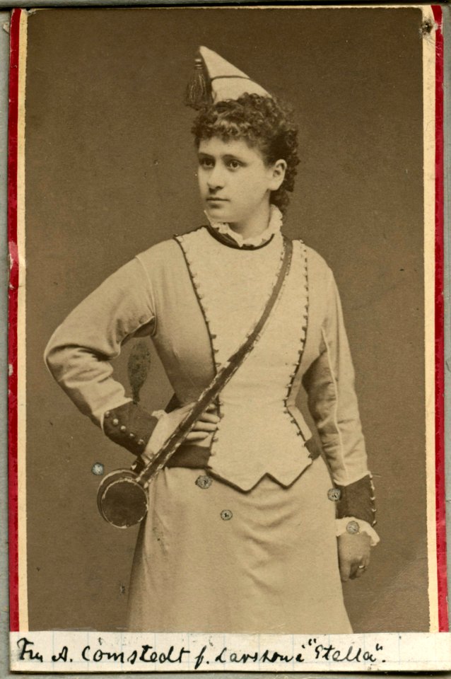 Augusta Comstedt, rollporträtt - SMV - H2 072