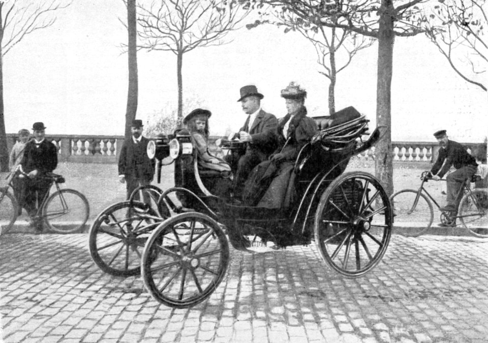 Augé Troïka 6 CV (1898)