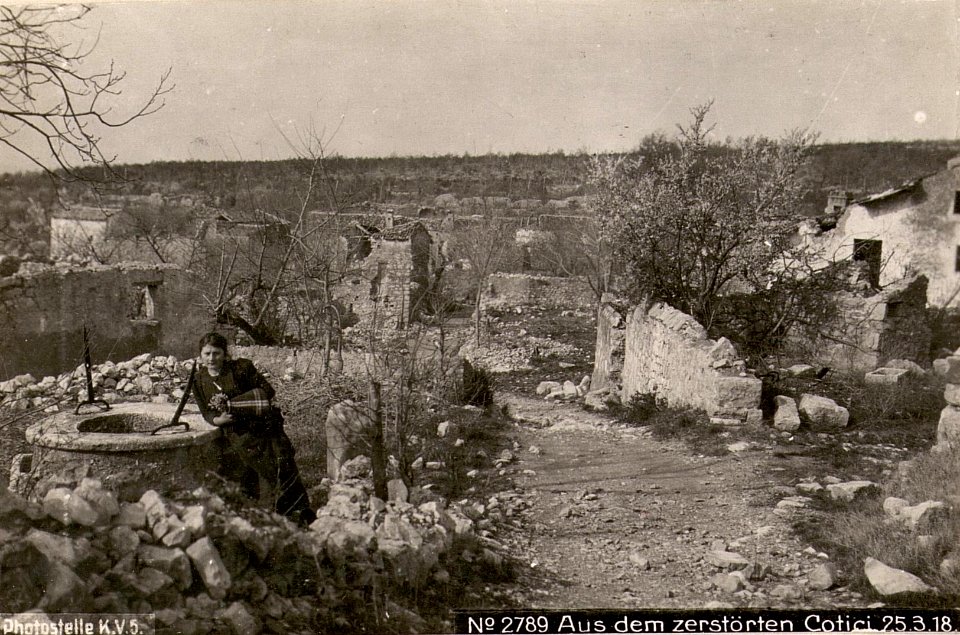 Aus dem zerstörten Cotici 25.3.18. (BildID 15617158)
