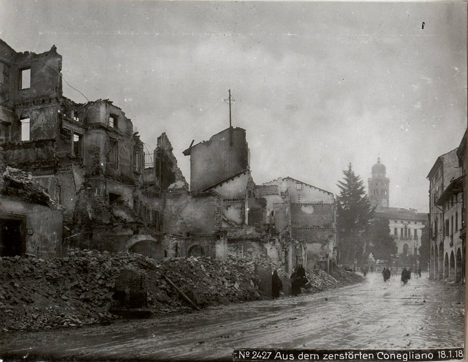 Aus dem zerstörten Conegliano 18.1.18. (BildID 15614222)