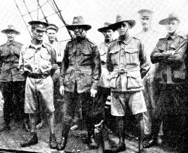 Australische Soldaten der Garnison Rabaul an Bord Hilfskreuzer SMS WOLF 1917