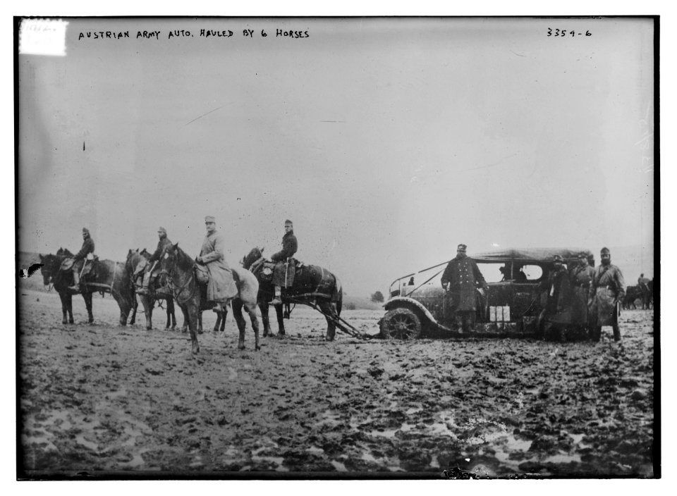 Austrian army auto hauled by 6 horses LCCN2014698260