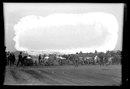 Auto races, Benning, Md., (i.e., Washington, D.C.), Thanksgiving, 1916 LCCN2016851043