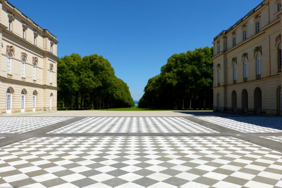 Castle symmetry pamatky