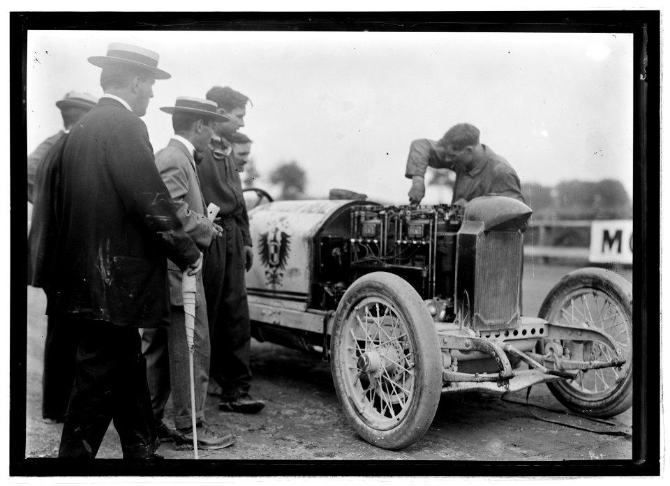 Auto races, Laurel, Md., June 1912 LCCN2016851075