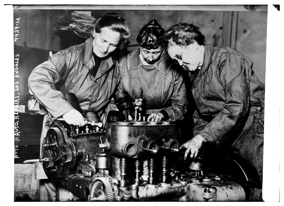 Auto repairs, Los Angeles LCCN2014706193