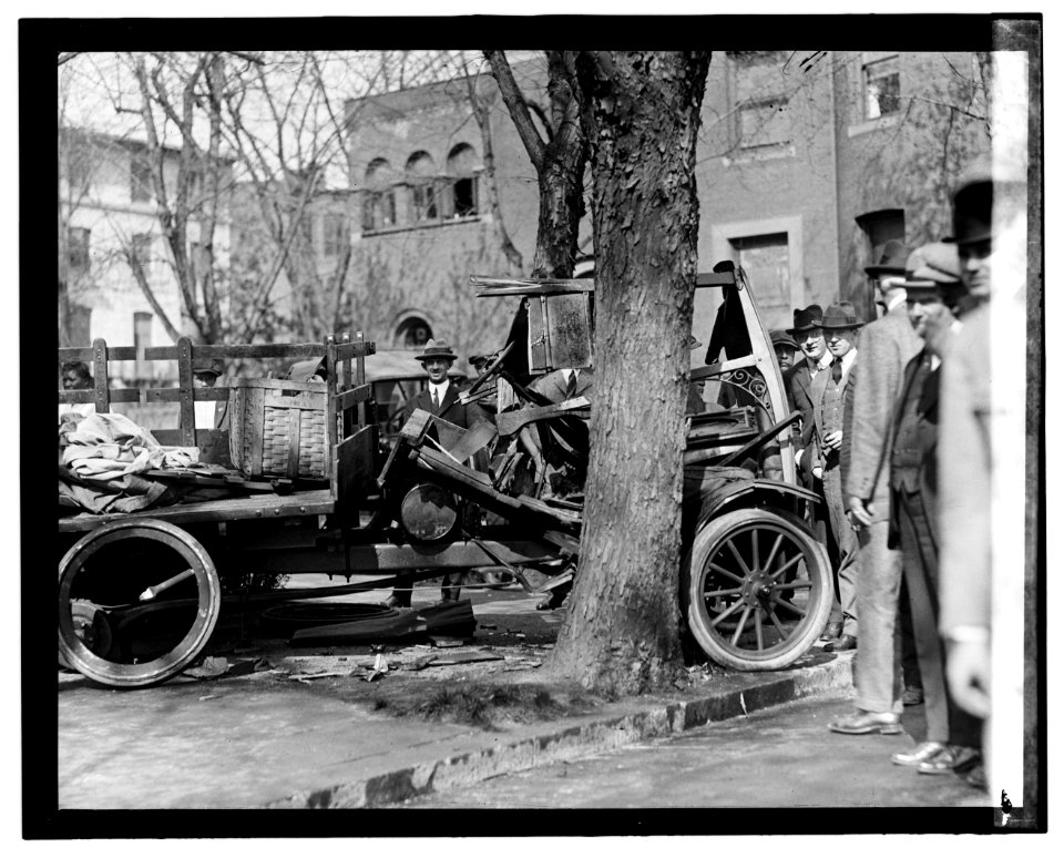 Auto wreck LOC npcc.06077