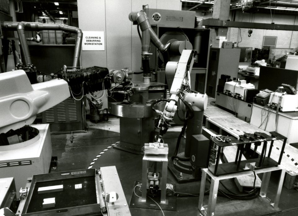 AutomatedManufacturingResearchFacility 030