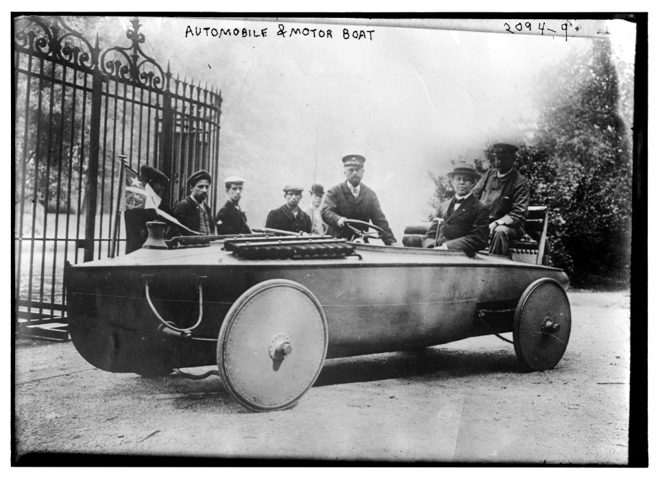 Automobile and motor boat LCCN2014688667
