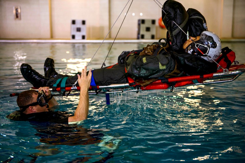 Aviation Survival Training Center Norfolk 150206-N-YD328-087