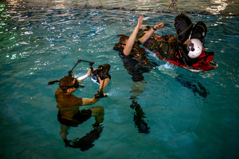 Aviation Survival Training Center Norfolk 150206-N-YD328-081
