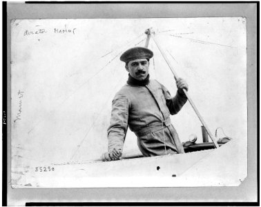 Aviator Nick Mamer in Blériot plane, at end of Circuit de l'Est LCCN93505623