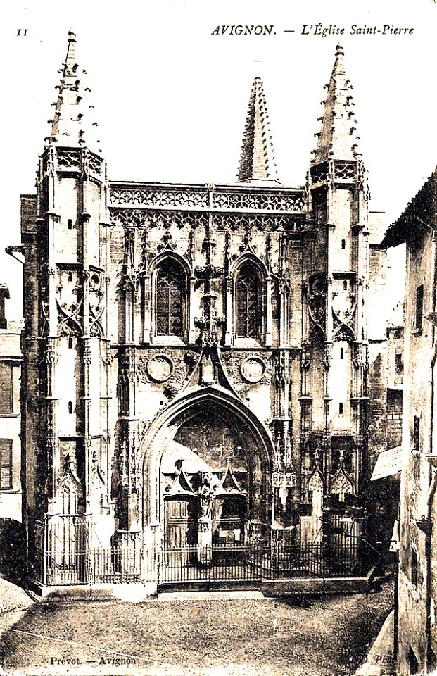 Avignon Façade 1512 Saint Pierre