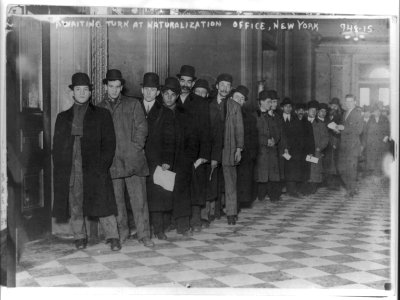 Awaiting turn at naturalization office, New York LCCN98502177