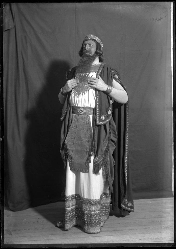 Axel Sellergren in Trollflöjten at Kungliga Operan 1906 - SMV - NS161