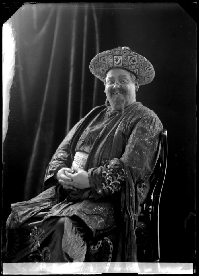 Axel Ringvall in Teblomma at Vasateatern 1904 - SMV - NR041